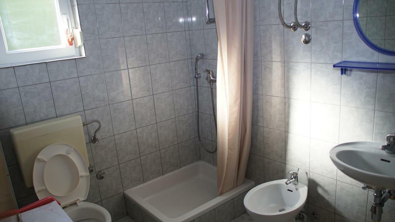 Apartmani Sipic , Bilo - Primosten Luaran gambar