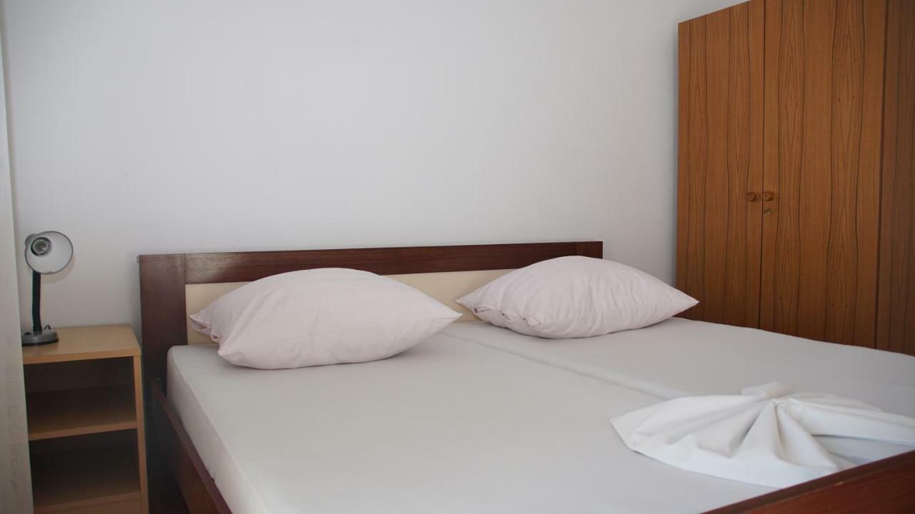 Apartmani Sipic , Bilo - Primosten Luaran gambar