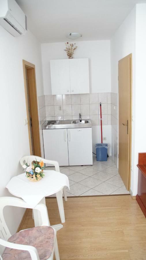 Apartmani Sipic , Bilo - Primosten Luaran gambar