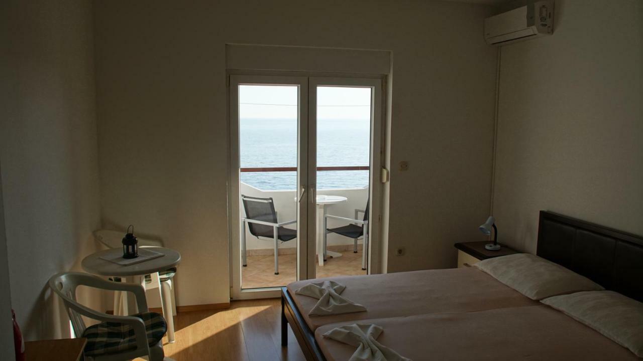 Apartmani Sipic , Bilo - Primosten Luaran gambar