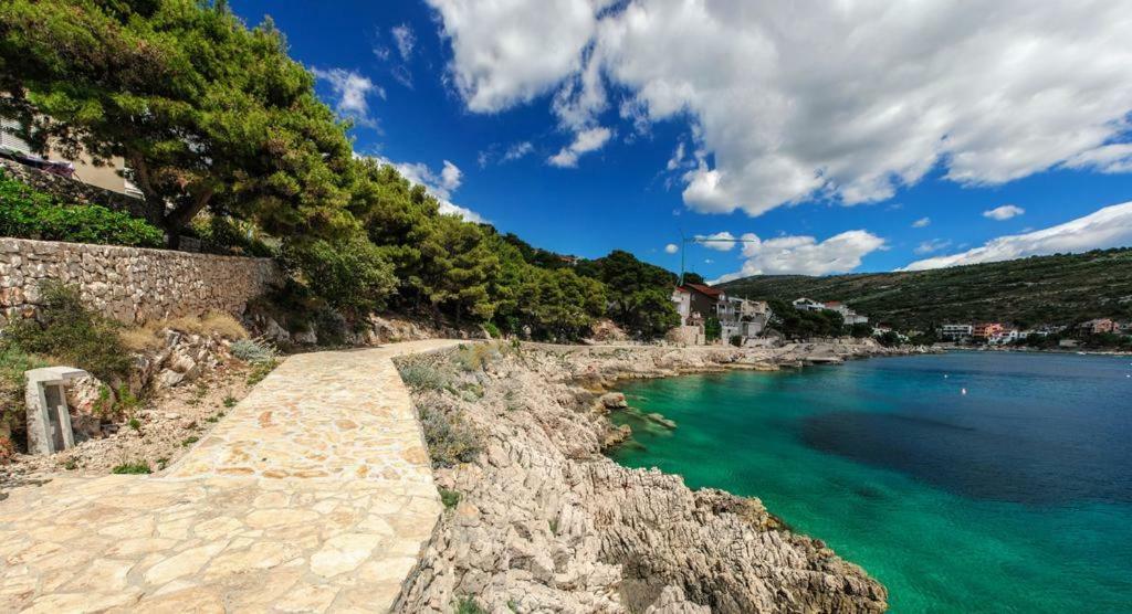 Apartmani Sipic , Bilo - Primosten Luaran gambar