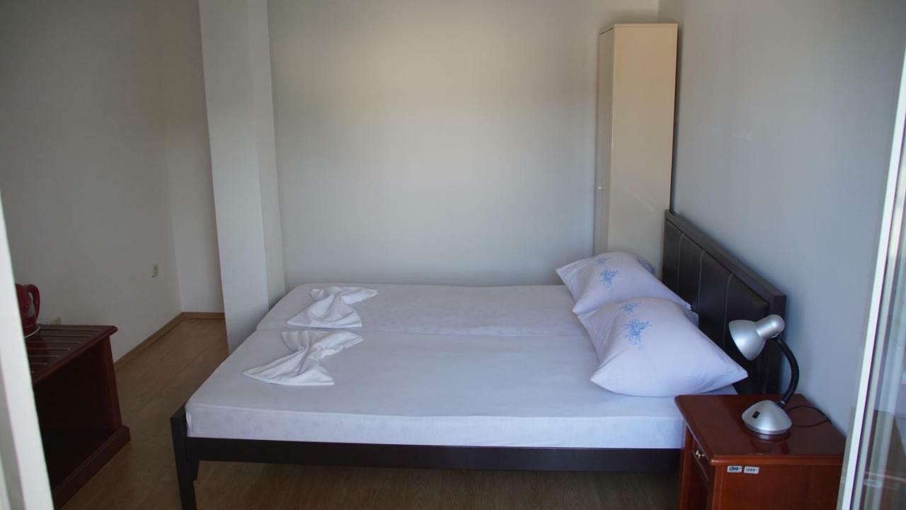 Apartmani Sipic , Bilo - Primosten Luaran gambar