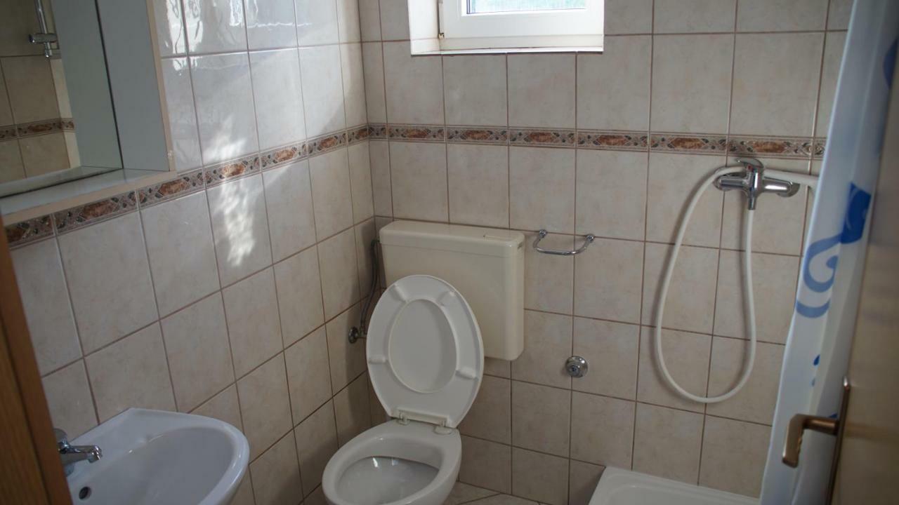 Apartmani Sipic , Bilo - Primosten Luaran gambar