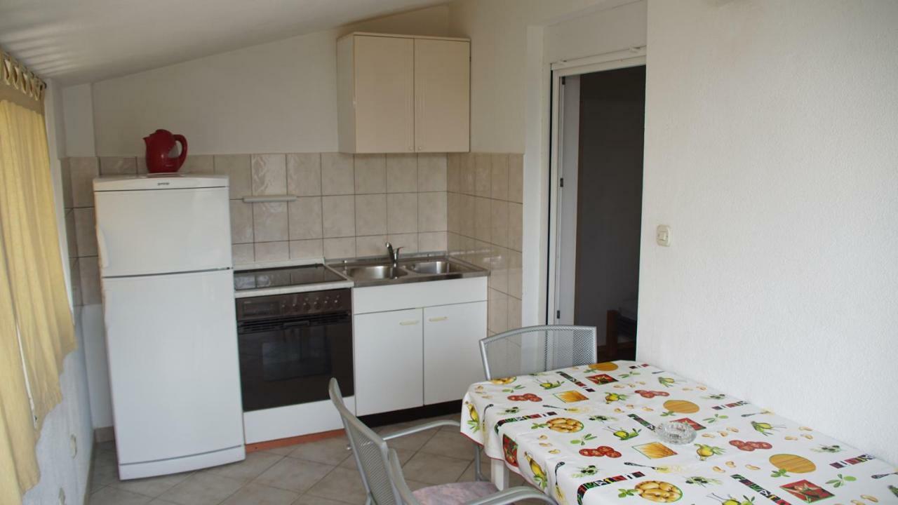 Apartmani Sipic , Bilo - Primosten Luaran gambar